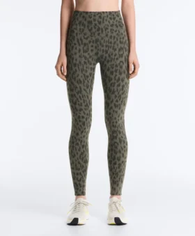 Legginsy Evermove w panterkę, z wysokim stanem i długością do kostek Legginsy Evermove w panterkę, z wysokim stanem i długością do kostek