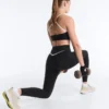 Legginsy Perfect-Adapt z wysokim stanem i długością do kostek, z kontrastowymi detalami