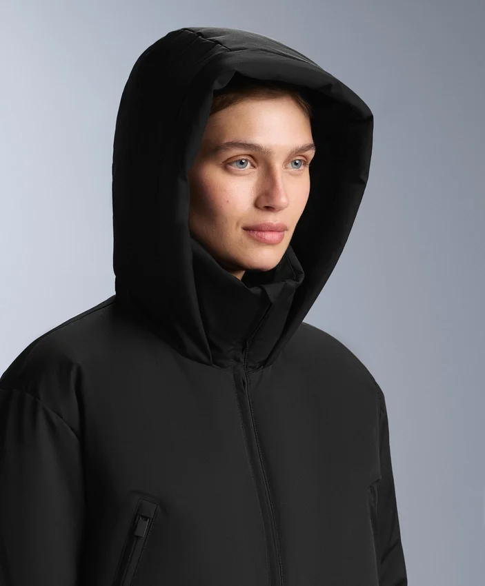Minardi Piume Ski – wodoodporny kombinezon z wypełnieniem 80% puchu i 20% pierza Minardi Piume Ski – wodoodporny kombinezon z wypełnieniem 80% puchu i 20% pierza
