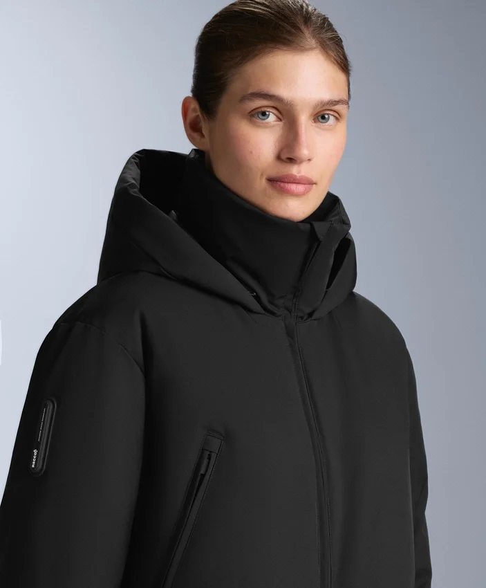 Minardi Piume Ski – wodoodporny kombinezon z wypełnieniem 80% puchu i 20% pierza Minardi Piume Ski – wodoodporny kombinezon z wypełnieniem 80% puchu i 20% pierza
