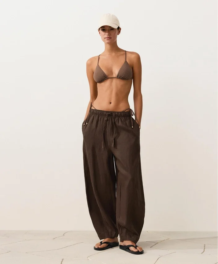 Mini trójkątny top bikini w groszki Mini trójkątny top bikini w groszki