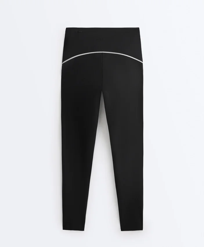 Odblaskowe legginsy do kostek z wysokim stanem i Compressive Core Control Odblaskowe legginsy do kostek z wysokim stanem i Compressive Core Control