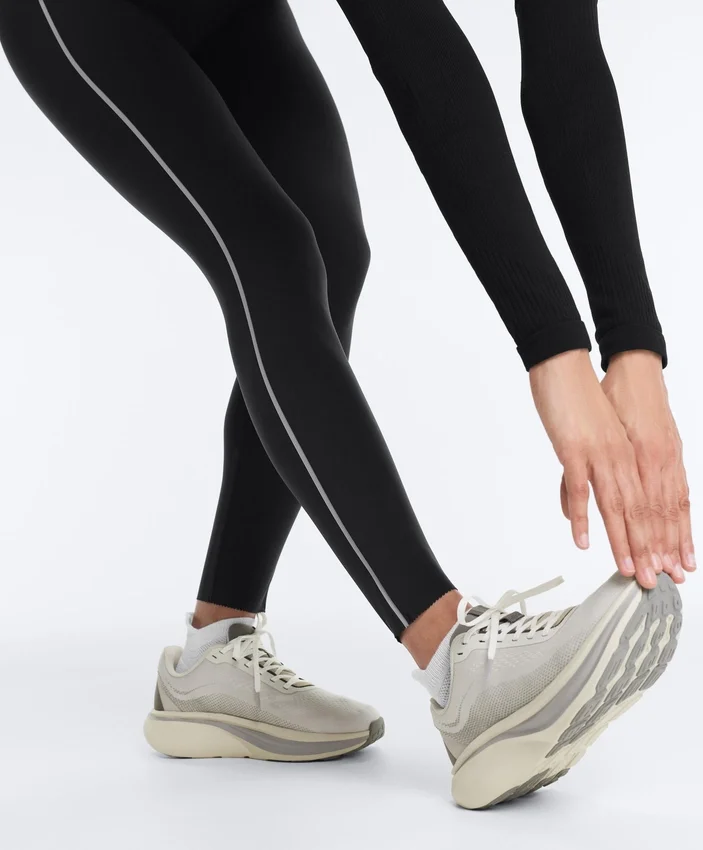 Odblaskowe legginsy do kostek z wysokim stanem i Compressive Core Control Odblaskowe legginsy do kostek z wysokim stanem i Compressive Core Control