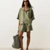 Oversize’owe koszule z krótkim rękawem, w 100% z lnu