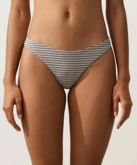 Pasiaste majtki bikini o średnim stopniu zakrycia z wycięciem w kształcie litery U
