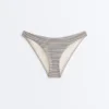 Pasiaste majtki bikini o średnim stopniu zakrycia z wycięciem w kształcie litery U