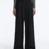 Soft Touch Modal Wide-Leg Spodnie z plisami w pasie Soft Touch Modal Wide-Leg Spodnie z plisami w pasie