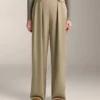 Soft Touch Modal Wide-Leg Spodnie z plisami w pasie Soft Touch Modal Wide-Leg Spodnie z plisami w pasie
