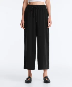Soft Touch Wide-Leg Crop Spodnie z modalu Soft Touch Wide-Leg Crop Spodnie z modalu