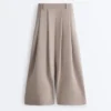 Soft Touch Wide-Leg Crop Spodnie z plisami i modalem Soft Touch Wide-Leg Crop Spodnie z plisami i modalem