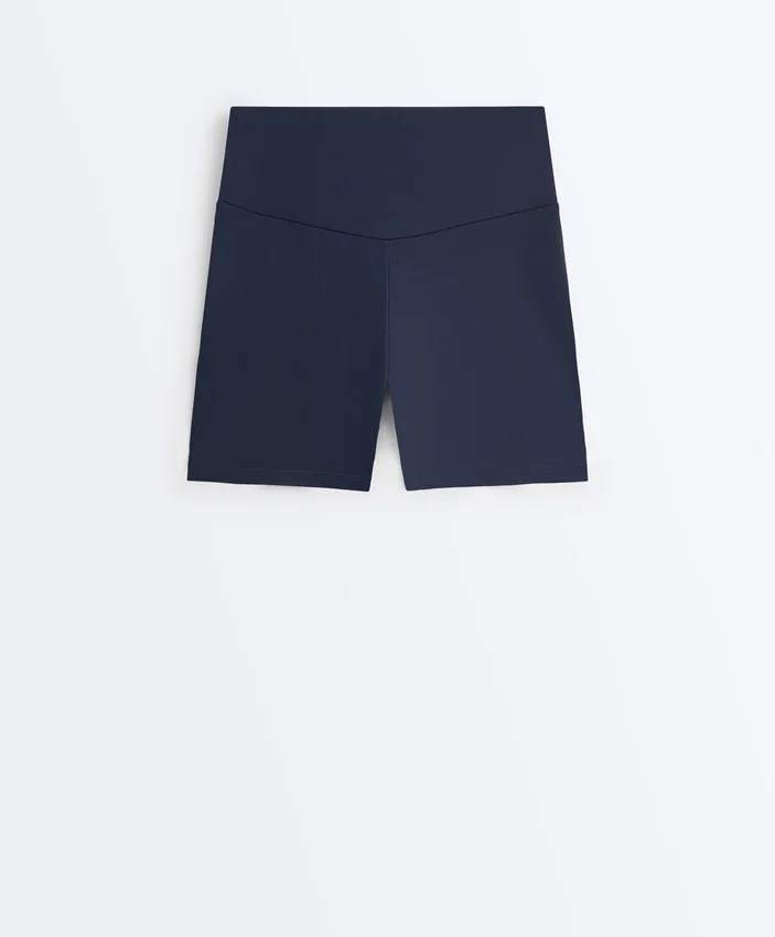 Spodnie Comfortlux z wysokim stanem o długości 10 cm Spodnie Comfortlux z wysokim stanem o długości 10 cm