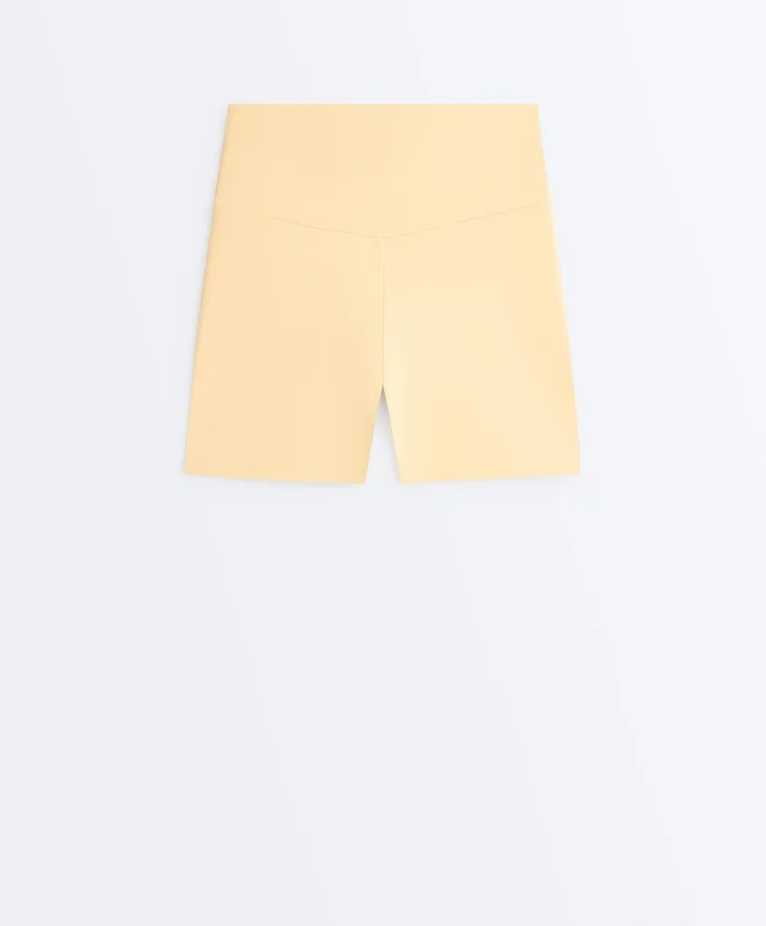 Spodnie Comfortlux z wysokim stanem o długości 10 cm Spodnie Comfortlux z wysokim stanem o długości 10 cm
