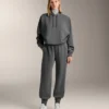 Bluza z kapturem o prostym kroju z szczotkowanego modalu w kolorze melanżowym Bluza z kapturem o prostym kroju z szczotkowanego modalu w kolorze melanżowym