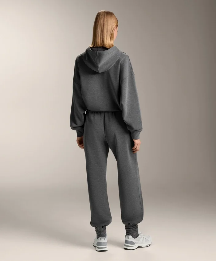 Bluza z kapturem o prostym kroju z szczotkowanego modalu w kolorze melanżowym Bluza z kapturem o prostym kroju z szczotkowanego modalu w kolorze melanżowym