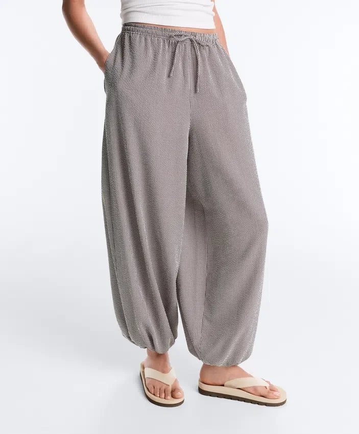 Spodnie typu bloomer maxi z mieszanki lyocellu w kratkę Spodnie typu bloomer maxi z mieszanki lyocellu w kratkę