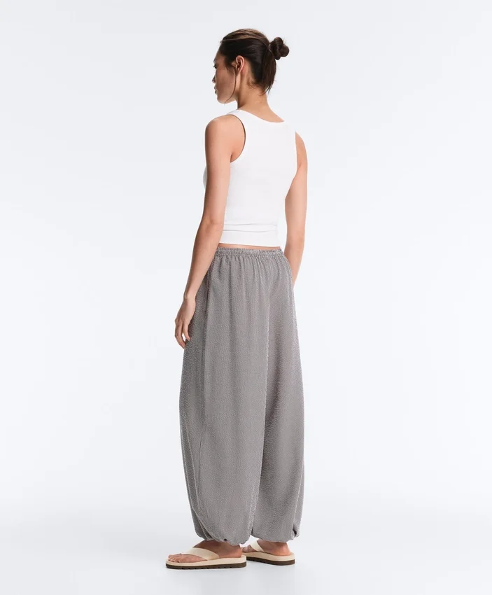 Spodnie typu bloomer maxi z mieszanki lyocellu w kratkę Spodnie typu bloomer maxi z mieszanki lyocellu w kratkę