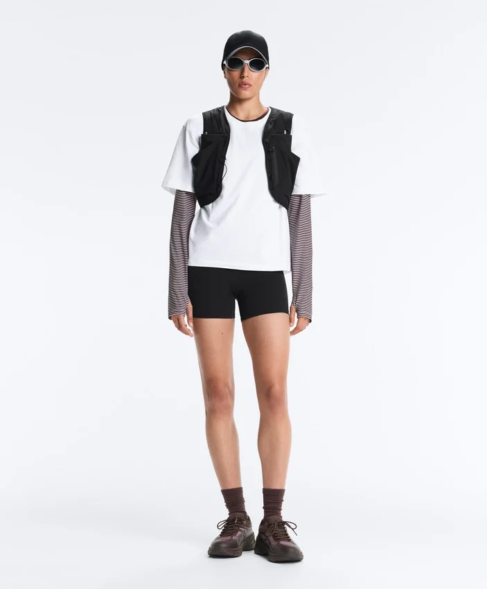 Spodnie typu hot pants z wysokim stanem i kieszenią Compressive o długości 10 cm Spodnie typu hot pants z wysokim stanem i kieszenią Compressive o długości 10 cm