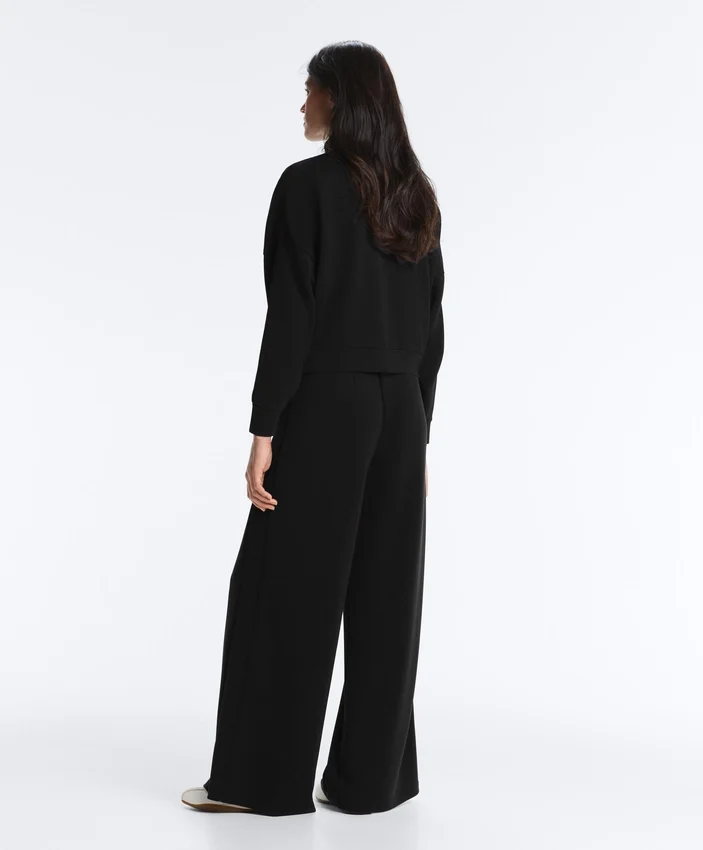 Kurtka Soft Touch z miękkiego w dotyku modalu z wykończeniem typu hemstitch Kurtka Soft Touch z miękkiego w dotyku modalu z wykończeniem typu hemstitch