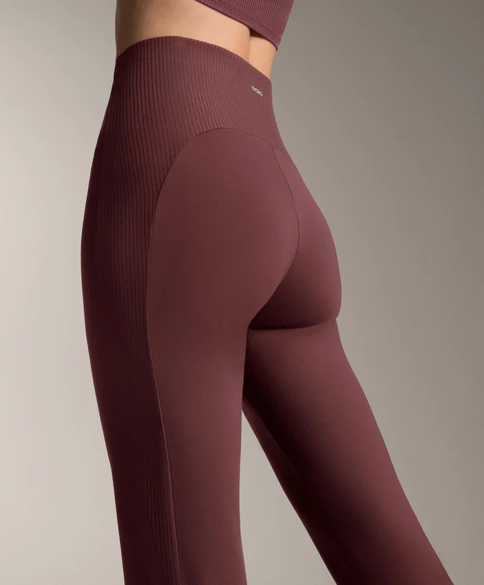 Spodnie z wysokim stanem Comfortlux Rib Flare Spodnie z wysokim stanem Comfortlux Rib Flare