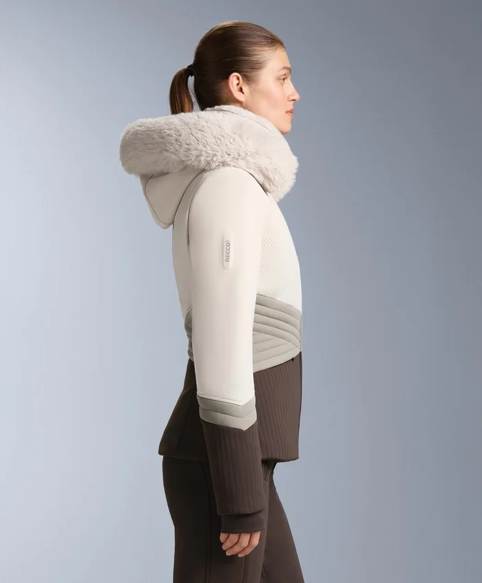 Superdopasowana, wodoodporna kurtka narciarska Primaloft® w stylu color-block Superdopasowana, wodoodporna kurtka narciarska Primaloft® w stylu color-block