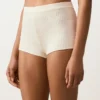 Szorty bikini z wysokim stanem z dzianiny szydełkowej o fakturze bąbelkowej Szorty bikini z wysokim stanem z dzianiny szydełkowej o fakturze bąbelkowej