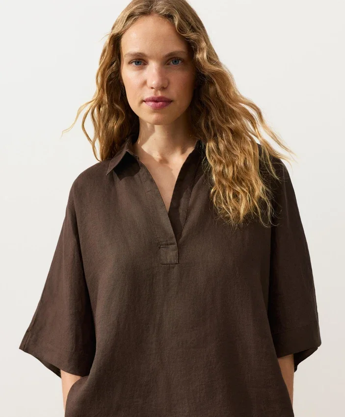 Szorty polo oversize z krótkim rękawem, wykonane w 100% z lnu Szorty polo oversize z krótkim rękawem, wykonane w 100% z lnu