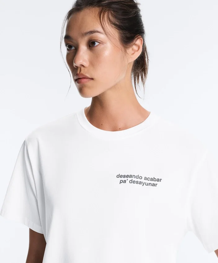 T-shirt o prostym kroju z mieszanki bawełny z nadrukiem T-shirt o prostym kroju z mieszanki bawełny z nadrukiem