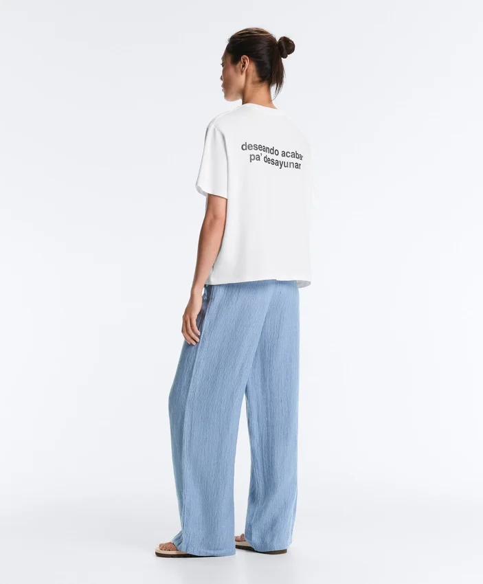 T-shirt o prostym kroju z mieszanki bawełny z nadrukiem T-shirt o prostym kroju z mieszanki bawełny z nadrukiem