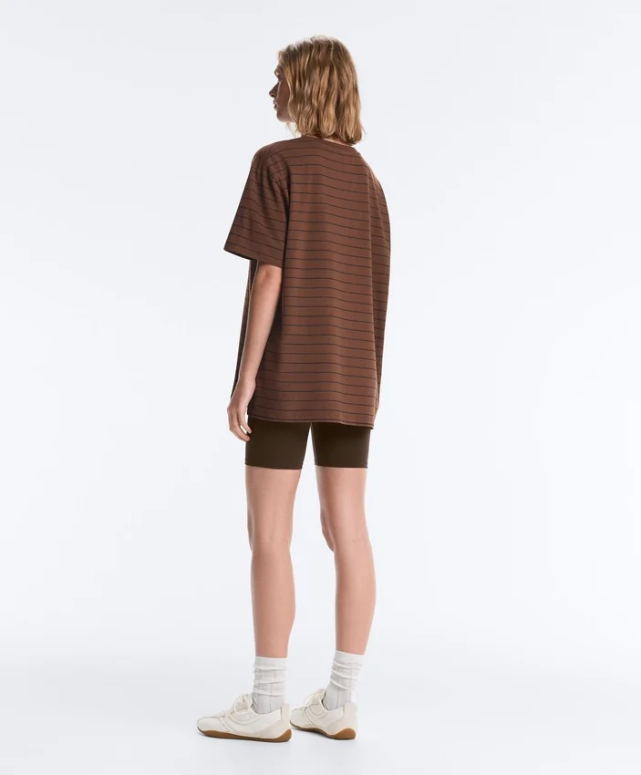 T-shirt oversize z krótkim rękawem z mieszanki bawełny w paski T-shirt oversize z krótkim rękawem z mieszanki bawełny w paski