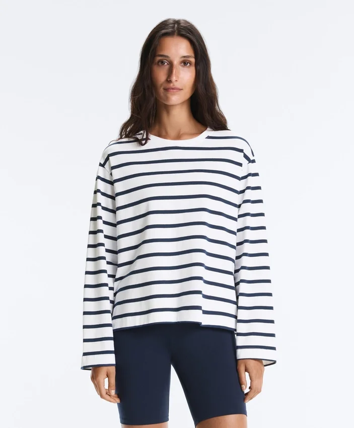 T-shirt z długim rękawem o luźnym kroju oversize z mieszanki bawełny w paski T-shirt z długim rękawem o luźnym kroju oversize z mieszanki bawełny w paski