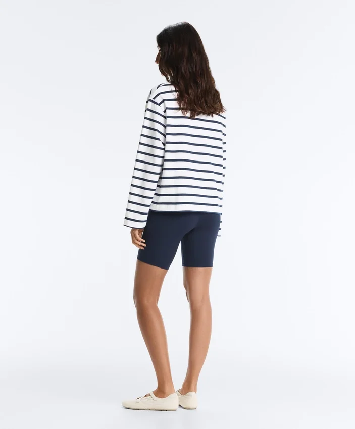 T-shirt z długim rękawem o luźnym kroju oversize z mieszanki bawełny w paski T-shirt z długim rękawem o luźnym kroju oversize z mieszanki bawełny w paski