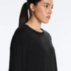 T-shirt z krótkim rękawem z mieszanki modalu z zaokrąglonym tyłem T-shirt z krótkim rękawem z mieszanki modalu z zaokrąglonym tyłem