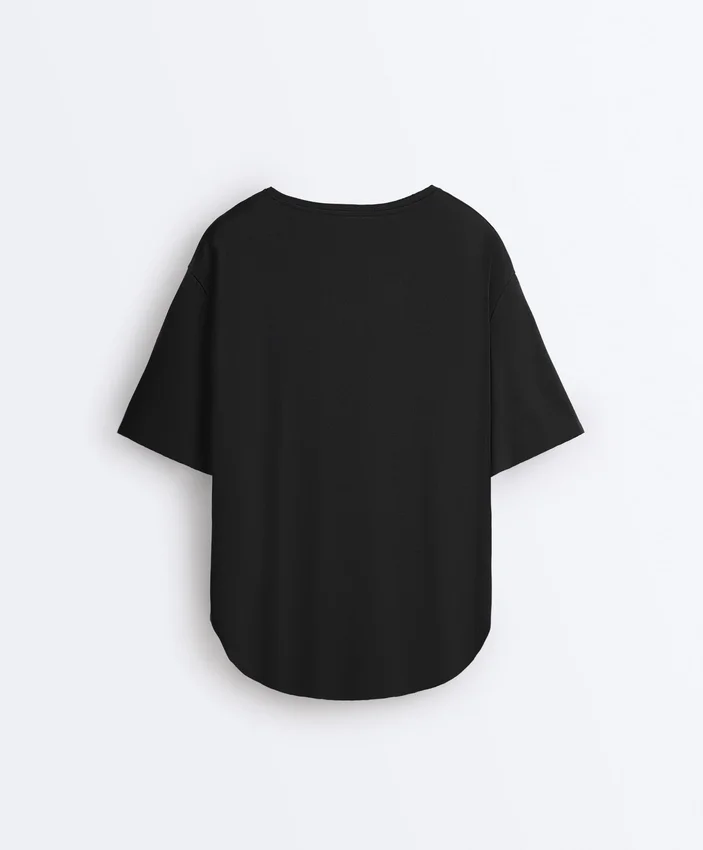T-shirt z krótkim rękawem z mieszanki modalu z zaokrąglonym tyłem T-shirt z krótkim rękawem z mieszanki modalu z zaokrąglonym tyłem