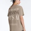 T-shirt z mieszanki bawełny o prostym kroju, z krótkim rękawem i nadrukiem T-shirt z mieszanki bawełny o prostym kroju, z krótkim rękawem i nadrukiem