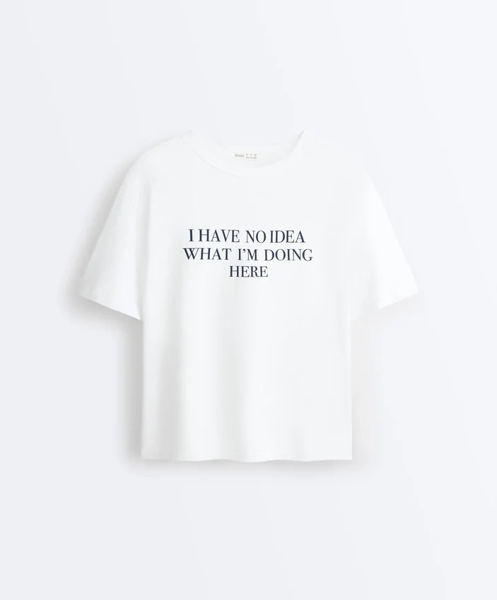 T-shirt z mieszanki bawełny o prostym kroju, z krótkim rękawem i nadrukiem T-shirt z mieszanki bawełny o prostym kroju, z krótkim rękawem i nadrukiem