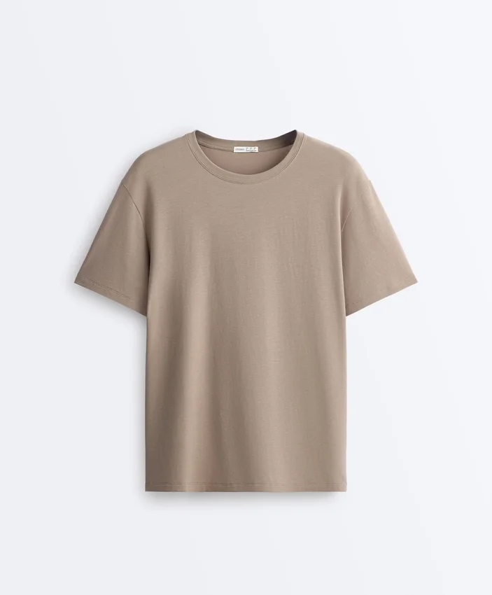 T-shirt z mieszanki bawełny o prostym kroju, z krótkim rękawem i nadrukiem T-shirt z mieszanki bawełny o prostym kroju, z krótkim rękawem i nadrukiem