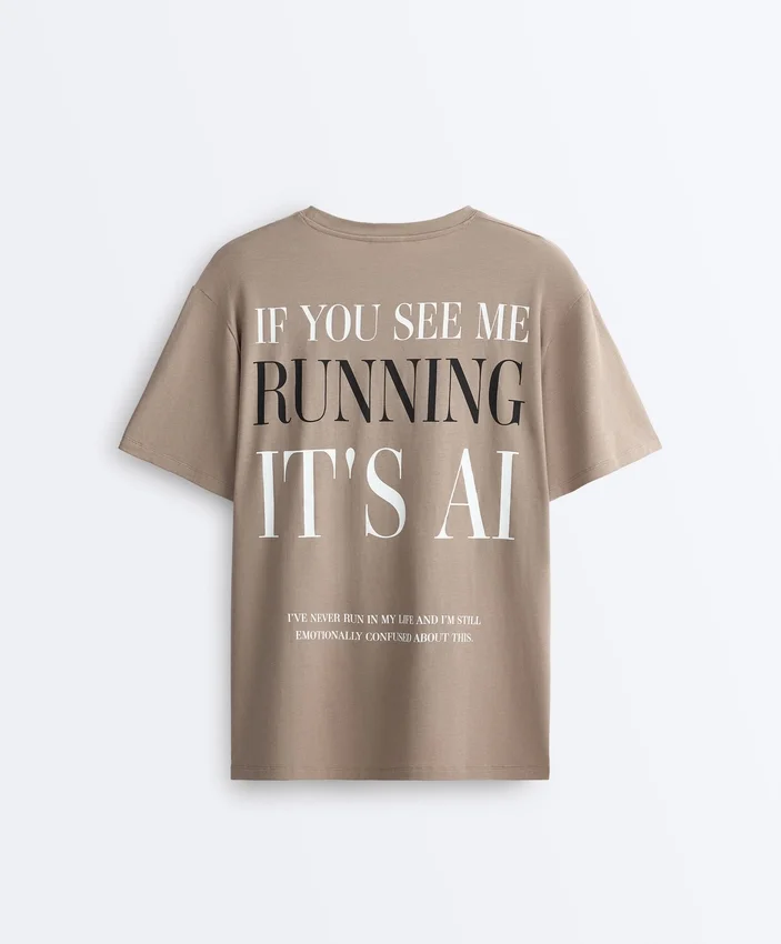 T-shirt z mieszanki bawełny o prostym kroju, z krótkim rękawem i nadrukiem T-shirt z mieszanki bawełny o prostym kroju, z krótkim rękawem i nadrukiem