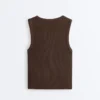 T-shirt z prążkowanego materiału z szerokimi ramiączkami, bawełna i modal T-shirt z prążkowanego materiału z szerokimi ramiączkami, bawełna i modal