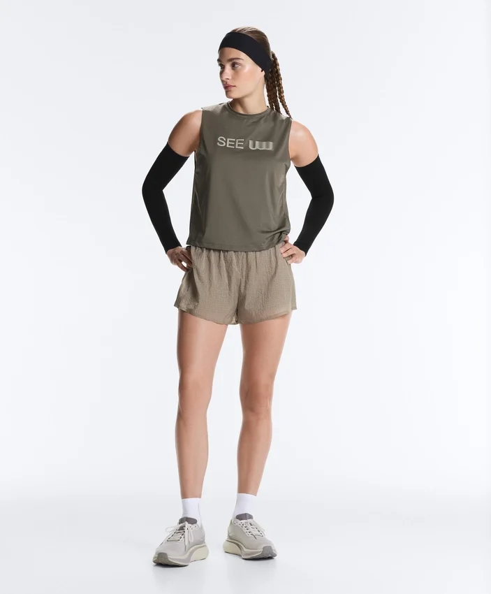 Techniczny T-shirt bez rękawów z nadrukiem Techniczny T-shirt bez rękawów z nadrukiem