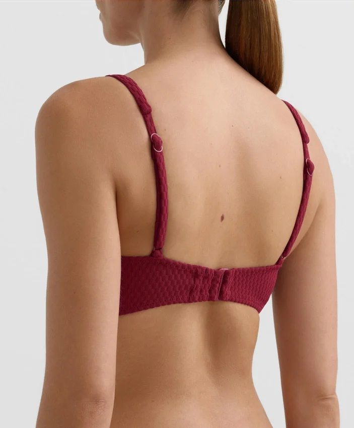 Top bikini typu halter z tkaniny żakardowej w drobną kratkę Top bikini typu halter z tkaniny żakardowej w drobną kratkę