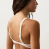 Top bikini w kształcie trójkąta z kontrastową lamówką Top bikini w kształcie trójkąta z kontrastową lamówką
