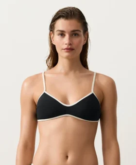 Top bikini z kontrastowymi wykończeniami