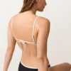 Top bikini z kontrastowymi wykończeniami Top bikini z kontrastowymi wykończeniami