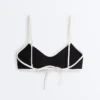 Top bikini z kontrastowymi wykończeniami Top bikini z kontrastowymi wykończeniami