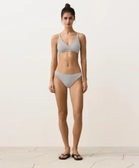 Topy bikini typu halter w groszki z żakardu