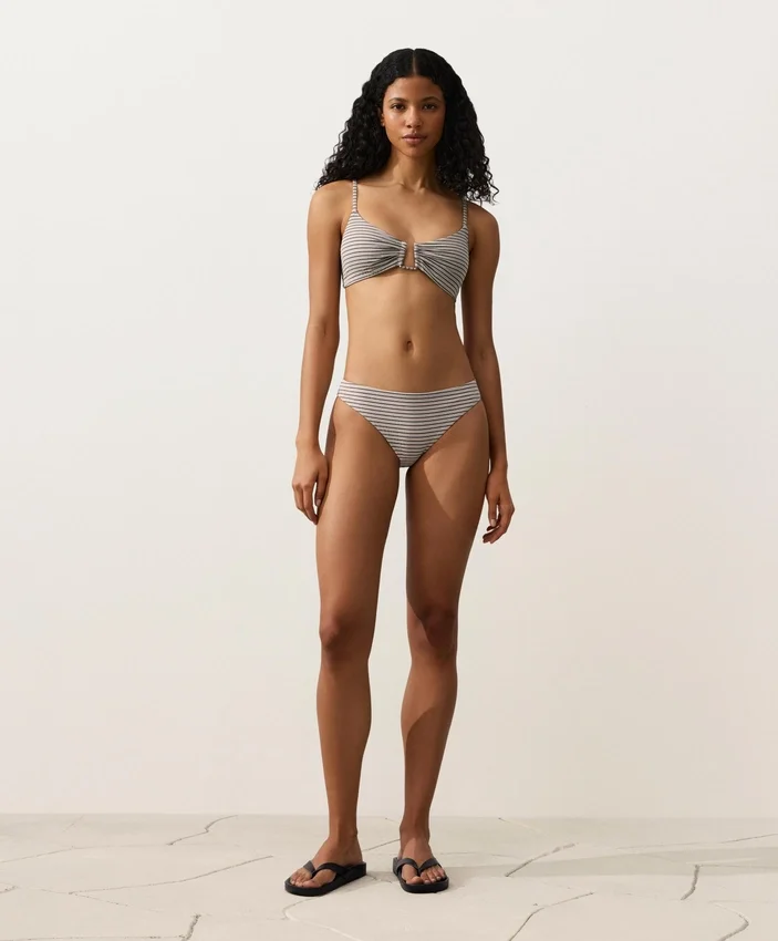 Trójkątny top bikini w paski Trójkątny top bikini w paski