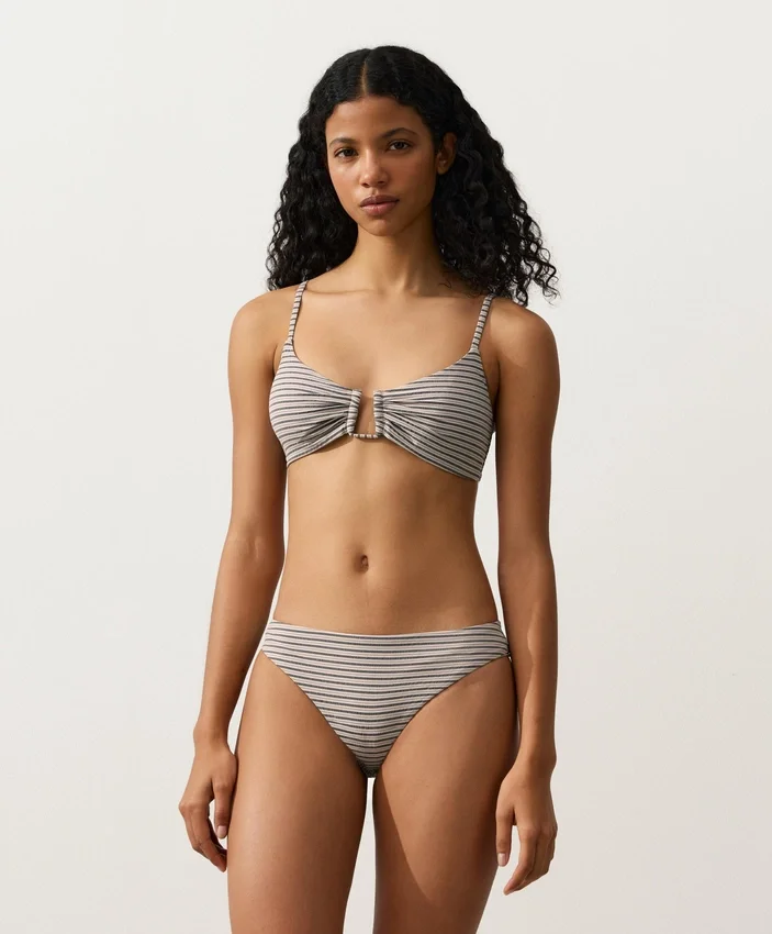 Trójkątny top bikini w paski Trójkątny top bikini w paski