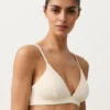 Trójkątny top bikini z dzianiny szydełkowej o fakturze bąbelkowej Trójkątny top bikini z dzianiny szydełkowej o fakturze bąbelkowej